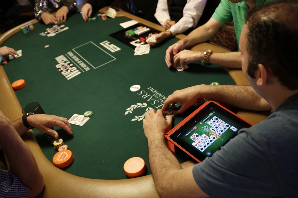 тактика игры в покер