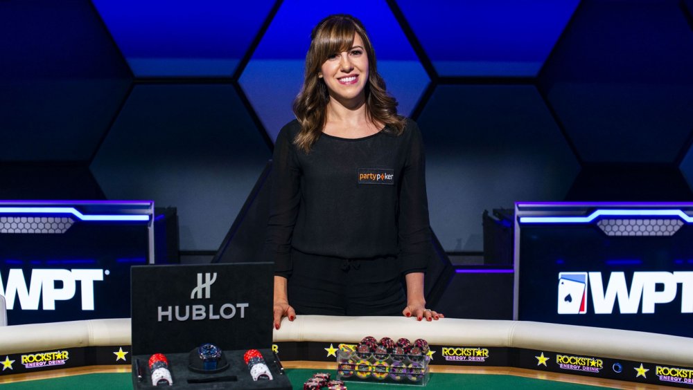 Кристен Бикнелл стала лучшей среди девушек-покеристок
